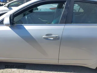 2009 Cadillac CTS AWD w/1SA with VIN 1G6DH577190106497, listed as a IAAI auction lot 41754632 with 86,392 mi miles. Bid and sale history available at carsss.com. Image 14.
