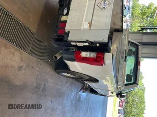 2017 Ford F-250 XL with VIN 1FTBF2A66HEE35528, listed as a IAAI auction lot 42613879 with 161,327 mi miles and . Bid and sale history available at DreamBid. Image 8.