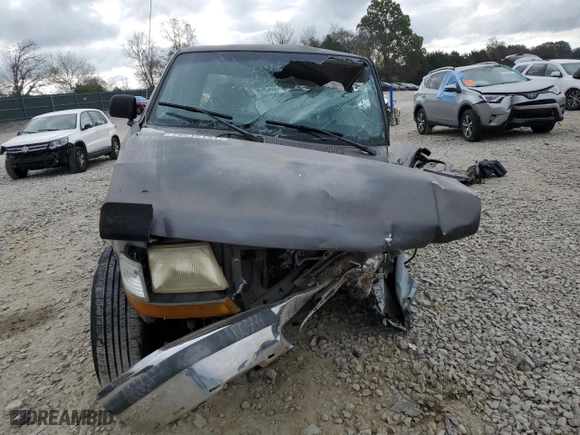 1998 Ford Ranger XL with VIN 1FTYR14XXWPB14903, listed as a Copart auction lot 79212194 with 124,713 mi miles and Clean Title. Bid and sale history available at carsss.com. Image 5.