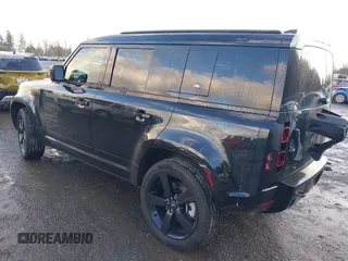 2022 Land Rover Defender X-Dynamic HSE z VIN SALE37RUXN2092086, wystawiony jako IAAI lot #41152865 z przebiegiem 17 756 mil mil oraz . Historia ofert i sprzedaży dostępna na DreamBid. Obrazek 3.