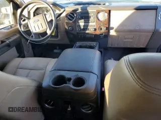 2012 Ford F-250 XL z VIN 1FT7W2BT6CEC53475, wystawiony jako Copart lot #82452394 z przebiegiem 231 161 mil mil oraz Szkody całkowita. Historia ofert i sprzedaży dostępna na DreamBid. Obrazek 8.