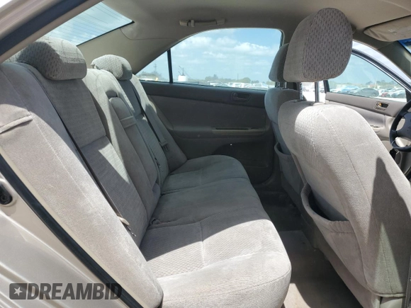 2004 Toyota Camry LE with VIN 4T1BE32KX4U358002, listed as a Copart auction lot 54061515 with 148,007 mi miles and Salvage Title. Bid and sale history available at carsss.com. Image 10.