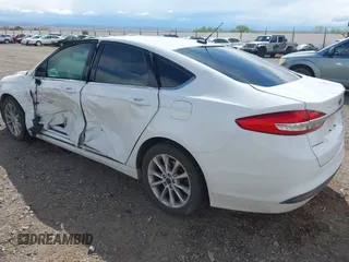 2017 Ford Fusion SE с VIN 3FA6P0H77HR112562, выставлен на аукционе IAAI как лот 42151651 с пробегом 110 496 миль миль и . История ставок и продаж доступна на DreamBid. Изображение 3.