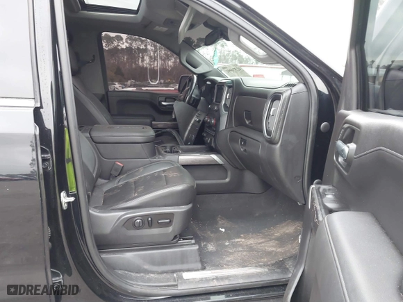 2019 Chevrolet Silverado 1500 LTZ with VIN 3GCUYGED9KG160780, listed as a IAAI auction lot 41574991 with 118,450 mi miles. Bid and sale history available at carsss.com. Image 5.