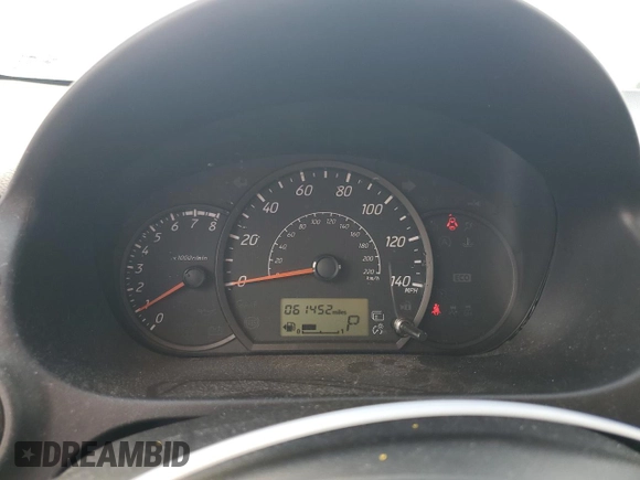 2020 Mitsubishi Mirage SE z VIN ML32F4FJ4LHF13522, wystawiony jako Copart lot #51073075 z przebiegiem 61 452 mil mil oraz Nie do naprawy. Historia ofert i sprzedaży dostępna na DreamBid. Obrazek 9.