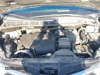 2018 Toyota Sienna LE Auto Access Seat with VIN 5TDKZ3DC5JS932357, listed as a IAAI auction lot 41332285 with 120,559 mi miles. Bid and sale history available at carsss.com. Image 10.
