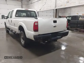 2012 Ford F-250 XL with VIN 1FT7W2B60CEA17544, listed as a IAAI auction lot 41677253 with 199,927 mi miles and . Bid and sale history available at DreamBid. Image 3.