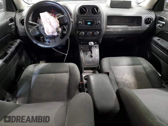 2015 Jeep Patriot Latitude with VIN 1C4NJRFB6FD395965, listed as a Copart auction lot 59615285 with 128,112 mi miles and Non repairable. Bid and sale history available at DreamBid. Image 8.