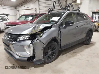 2019 Mitsubishi Eclipse Cross LE z VIN JA4AT4AA1KZ002066, wystawiony jako IAAI lot #41828510 z przebiegiem 56 217 mil mil oraz . Historia ofert i sprzedaży dostępna na DreamBid. Obrazek 17.