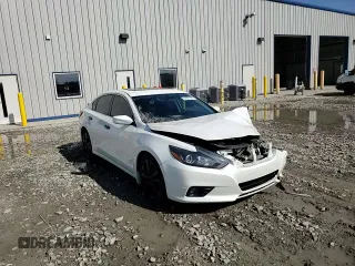 2017 Nissan Altima SR with VIN 1N4AL3AP6HC111449, listed as a Copart auction lot 54421185 with 92,830 mi miles and Non Repairable. Bid and sale history available at DreamBid. Image 14.