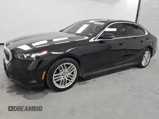 2024 BMW 5 Series 530i xDrive with VIN WBA53FJ03RCP96427, listed as a Copart auction lot 52829235 with 14,017 mi miles and Clean Title. Bid and sale history available at carsss.com. Image 1.