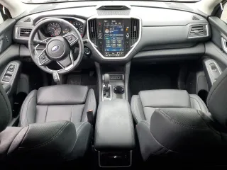2024 Subaru Ascent Limited z VIN 4S4WMAUD2R3454467, wystawiony jako Copart lot #53124355 z przebiegiem 8 096 mil mil oraz Szkoda całkowita • Salvage title. Historia ofert i sprzedaży dostępna na DreamBid. Obrazek 8.