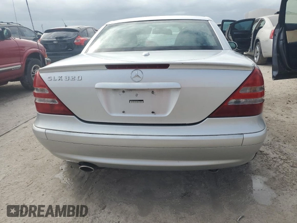 2004 Mercedes-Benz SLK-Class with VIN WDBKK65F54F304252, listed as a Copart auction lot 74955804 with 0 mi miles and Salvage Title. Bid and sale history available at carsss.com. Image 6.