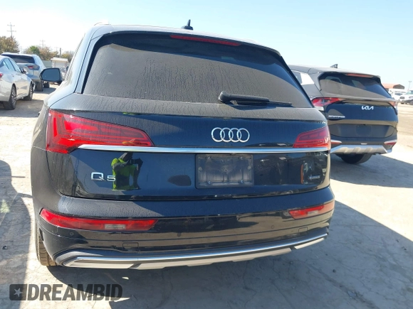 2021 Audi Q5 Premium with VIN WA1AAAFY8M2126213, listed as a IAAI auction lot 41454050 with 38,057 mi miles. Bid and sale history available at carsss.com. Image 16.