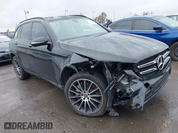 2017 Mercedes-Benz GLC with VIN WDC0G4JB6HV006073, listed as a IAAI auction lot 41512507 with 84,215 mi miles. Bid and sale history available at carsss.com. Image 1.
