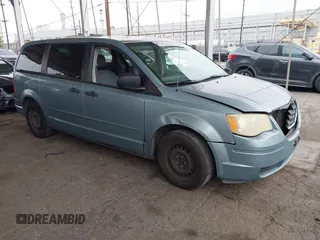 2008 Chrysler Town & Country LX with VIN 2A8HR44H38R831695, listed as a IAAI auction lot 42096656 with 254,424 mi miles. Bid and sale history available at carsss.com. Image 1.