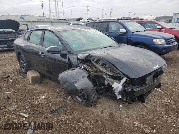 2025 Kia K4 LXS with VIN 3KPFT4DE0SE017504, listed as a Copart auction lot 85756534 with 3,202 mi miles and Salvage Title. Bid and sale history available at carsss.com. Image 4.