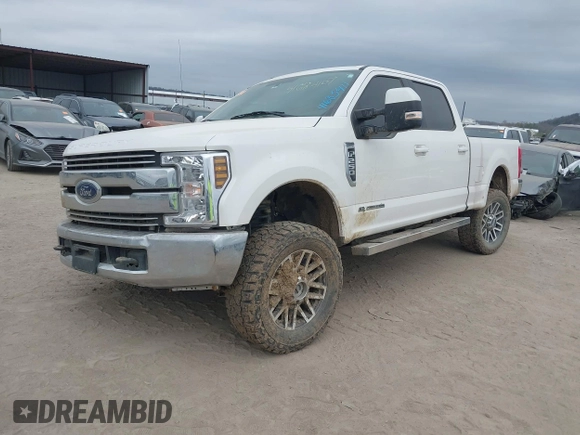2018 Ford Super Duty F-250 SRW XL with VIN 1FT7W2BT0JEB65096, listed as a IAAI auction lot 41685411 with 124,359 mi miles. Bid and sale history available at carsss.com. Image 21.