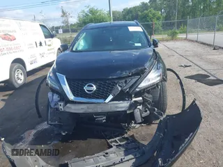 2020 Nissan Murano SV z VIN 5N1AZ2BJ7LN101552, wystawiony jako IAAI lot #42129180 z przebiegiem 102 782 mil mil oraz . Historia ofert i sprzedaży dostępna na DreamBid. Obrazek 12.