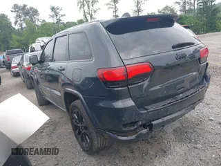 2018 Jeep Grand Cherokee Upland with VIN 1C4RJFAG4JC249243, listed as a IAAI auction lot 42291794 with 194,501 mi miles and . Bid and sale history available at DreamBid. Image 3.