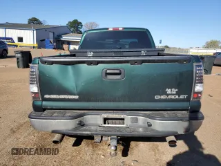 2004 Chevrolet Silverado 1500 LS with VIN 2GCEC19V841360239, listed as a Copart auction lot 50182815 with 249,092 mi miles and Salvage Title. Bid and sale history available at carsss.com. Image 6.