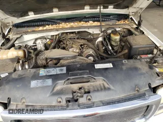2002 GMC Sierra 1500HD SLE z VIN 1GTGK13U12F187178, wystawiony jako Copart lot #86453504 z przebiegiem 187 711 mil mil oraz Szkody całkowita. Historia ofert i sprzedaży dostępna na DreamBid. Obrazek 13.