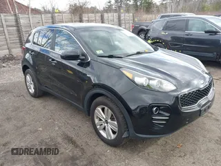 2017 Kia Sportage LX with VIN KNDPMCAC8H7186497, listed as a IAAI auction lot 41879470 with 147,190 mi miles and . Bid and sale history available at carsss.com. Image 1.