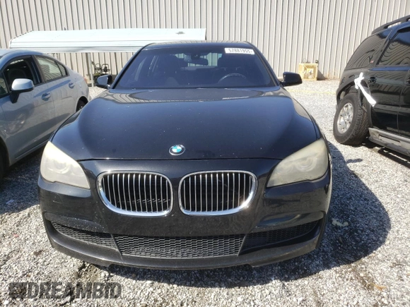 2012 BMW 7 Series 750i with VIN WBAKA8C59CDX01027, listed as a Copart auction lot 57881955 with 171,992 mi miles and Clean title. Bid and sale history available at DreamBid. Image 5.