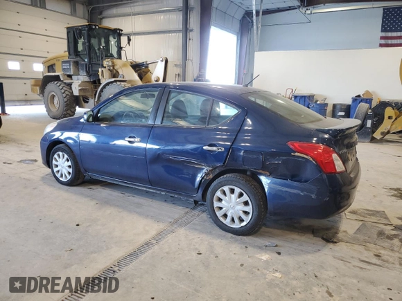 2013 Nissan Versa S with VIN 3N1CN7AP7DL881505, listed as a Copart auction lot 87924135 with 128,456 mi miles and Salvage title. Bid and sale history available at DreamBid. Image 2.