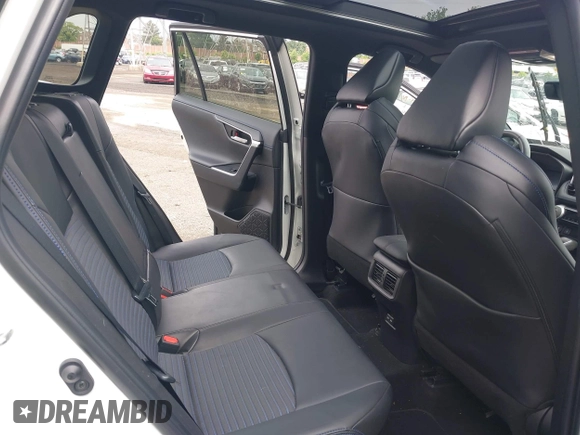 2022 Toyota RAV4 Hybrid XSE with VIN 4T3E6RFV6NU084601, listed as a IAAI auction lot 42377887 with 81,084 mi miles and . Bid and sale history available at DreamBid. Image 8.