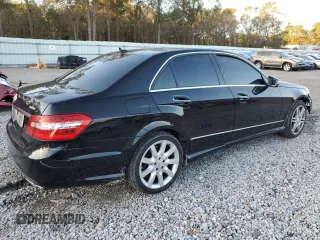 2010 Mercedes-Benz E 550 Luxury with VIN WDDHF7CB1AA212995, listed as a Copart auction lot 78572314 with 171,715 mi miles and Salvage Title. Bid and sale history available at DreamBid. Image 3.