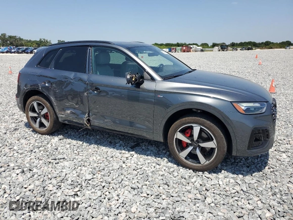 2024 Audi Q5 S line Premium Plus with VIN WA1EAAFY4R2015571, listed as a Copart auction lot 53454545 with 17,135 mi miles and Salvage Title. Bid and sale history available at carsss.com. Image 4.