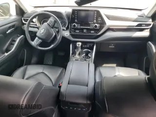 2021 Toyota Highlander XLE with VIN 5TDGZRBH3MS113004, listed as a Copart auction lot 59550405 with Not provided miles and Salvage title. Bid and sale history available at DreamBid. Image 8.