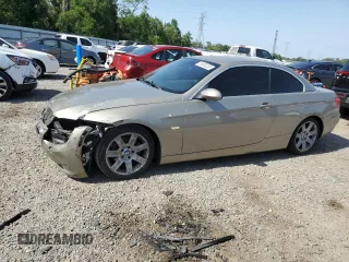 2007 BMW 3 Series 328i z VIN WBAWL13587PX16707, wystawiony jako Copart lot #56880265 z przebiegiem 227 745 mil mil oraz Szkoda całkowita • Salvage title. Historia ofert i sprzedaży dostępna na DreamBid. Obrazek 1.