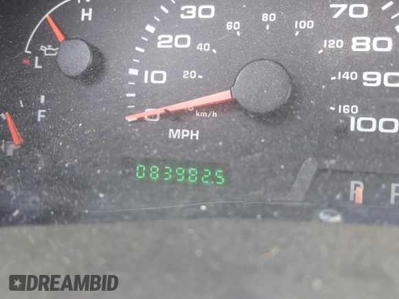 2004 Ford Super Duty F-250 XL with VIN 1FTNX20S34EA59731, listed as a IAAI auction lot 41924448 with 83,982 mi miles. Bid and sale history available at carsss.com. Image 7.