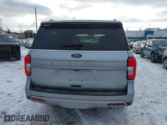 2024 Ford Expedition Max XLT with VIN 1FMJK1J82REA48491, listed as a IAAI auction lot 41272798 with 28,000 mi miles and . Bid and sale history available at DreamBid. Image 16.