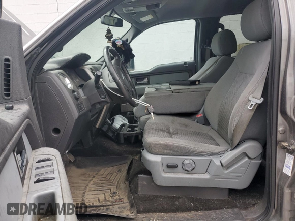 2014 Ford F-150 XL z VIN 1FTFW1ET4EFA26252, wystawiony jako Copart lot #58072855 z przebiegiem 136 897 mil mil oraz Czysty tytuł • Clean title. Historia ofert i sprzedaży dostępna na DreamBid. Obrazek 7.