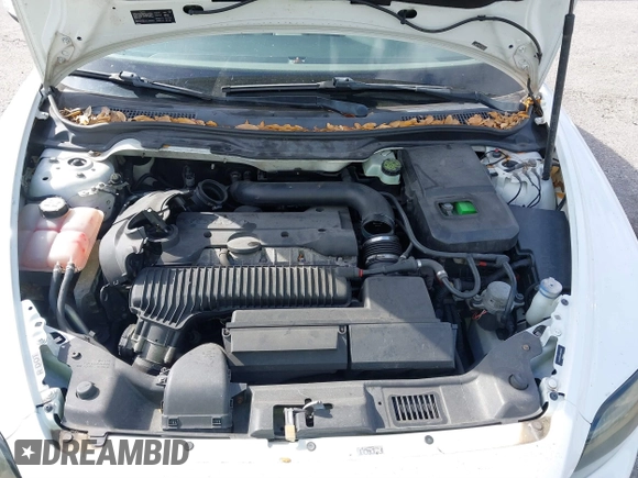 2010 Volvo C70 with VIN YV1672MC4AJ092225, listed as a IAAI auction lot 41706918 with 87,902 mi miles. Bid and sale history available at carsss.com. Image 10.