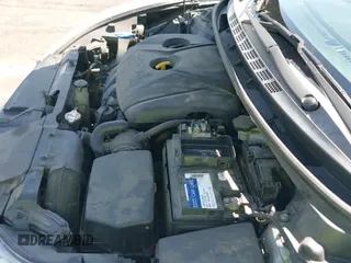 2015 Hyundai Elantra SE z VIN 5NPDH4AE2FH621473, wystawiony jako IAAI lot #43062588 z przebiegiem 164 403 mil mil oraz . Historia ofert i sprzedaży dostępna na DreamBid. Obrazek 19.