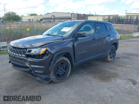 2018 Jeep Compass Sport z VIN 3C4NJCAB0JT267454, wystawiony jako IAAI lot #42266843 z przebiegiem 116 775 mil mil oraz . Historia ofert i sprzedaży dostępna na DreamBid. Obrazek 17.