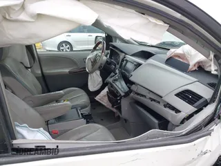 2014 Toyota Sienna Ltd with VIN 5TDDK3DC0ES090319, listed as a IAAI auction lot 41778096 with 171,953 mi miles. Bid and sale history available at carsss.com. Image 5.