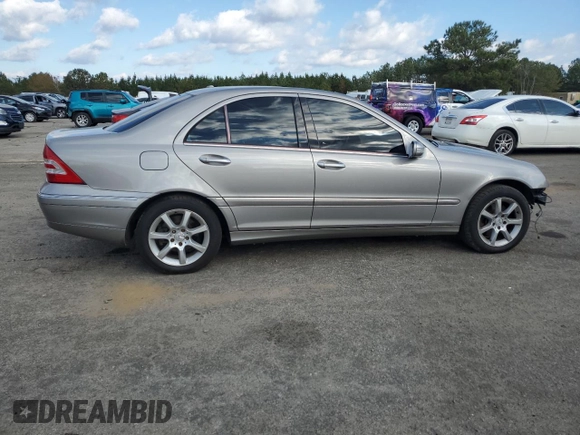 2007 Mercedes-Benz C 280 Luxury с VIN WDBRF54H87F851147, выставлен на аукционе Copart как лот 82813094 с пробегом 128 166 миль миль и Списание • Salvage title. История ставок и продаж доступна на DreamBid. Изображение 3.