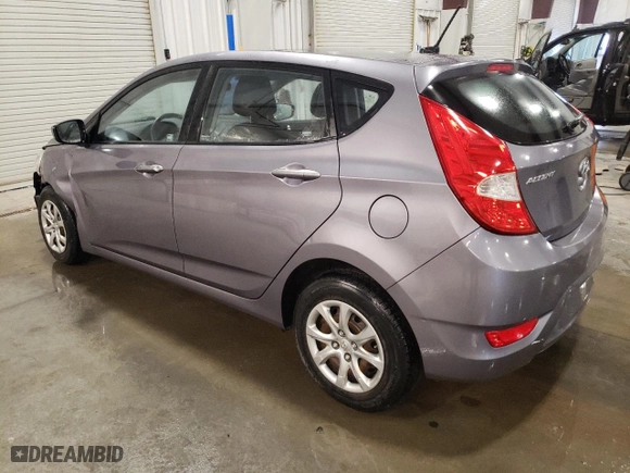 2013 Hyundai Accent GL with VIN KMHCT5AE3DU136211, listed as a Copart auction lot 51840115 with 48,811 mi miles and Salvage Title. Bid and sale history available at carsss.com. Image 2.