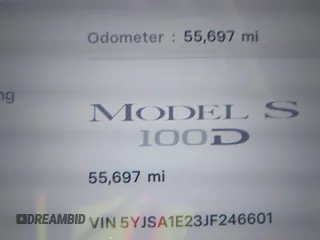 2018 Tesla Model S 75D z VIN 5YJSA1E23JF246601, wystawiony jako IAAI lot #40774603 z przebiegiem 55 697 mil mil oraz . Historia ofert i sprzedaży dostępna na DreamBid. Obrazek 15.