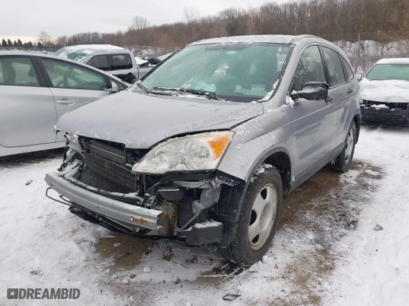 2008 Honda CR-V LX with VIN JHLRE48348C077353, listed as a IAAI auction lot 41586459 with 181,527 mi miles. Bid and sale history available at carsss.com. Image 17.