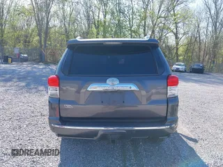 2013 Toyota 4Runner SR5 z VIN JTEZU5JR8D5053197, wystawiony jako IAAI lot #41973107 z przebiegiem 217 750 mil mil oraz . Historia ofert i sprzedaży dostępna na DreamBid. Obrazek 16.
