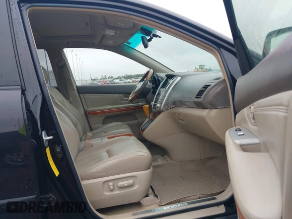 2004 Lexus RX with VIN JTJGA31U640036504, listed as a IAAI auction lot 42217804 with 187,909 mi miles and . Bid and sale history available at carsss.com. Image 5.