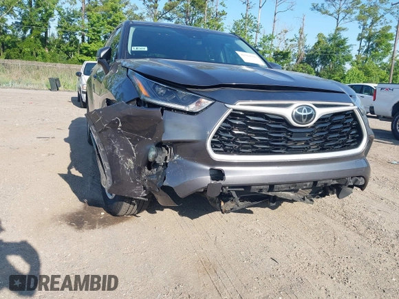 2021 Toyota Highlander L with VIN 5TDZZRAH4MS068164, listed as a IAAI auction lot 42324216 with 257,056 mi miles and . Bid and sale history available at DreamBid. Image 6.