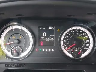 2021 Ram 1500 Warlock z VIN 1C6RR7GT0MS505043, wystawiony jako IAAI lot #41993392 z przebiegiem 86 811 mil mil oraz . Historia ofert i sprzedaży dostępna na DreamBid. Obrazek 7.