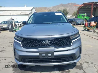 2021 Kia Sorento S with VIN 5XYRL4LCXMG073937, listed as a IAAI auction lot 42595810 with 71,507 mi miles and . Bid and sale history available at DreamBid. Image 13.